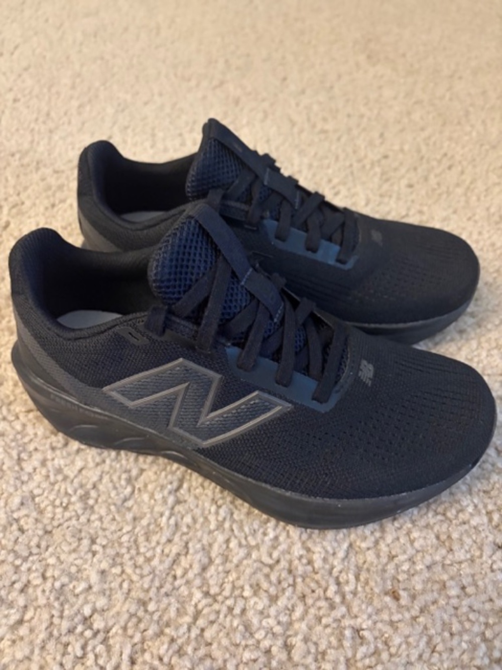 New Balance Fresh Foam 520 V9 Black Running Shoes Women’s Size 6.5